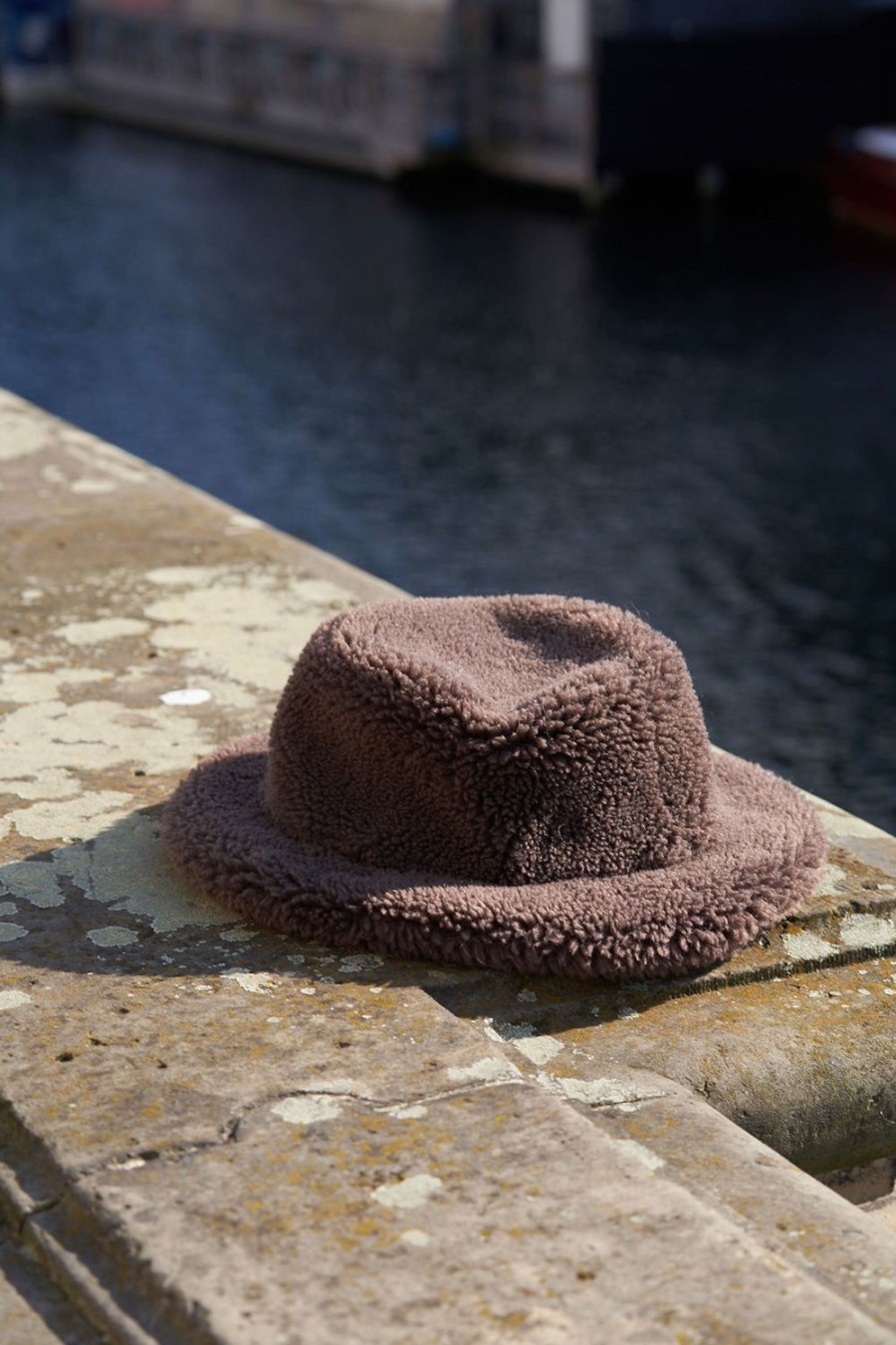 Outerwear | Americandreams Maya Wool Bucket Hat Chocolate Brown